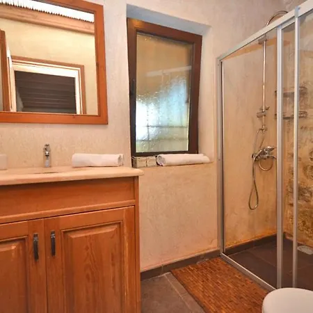 Villa Jade וילה *